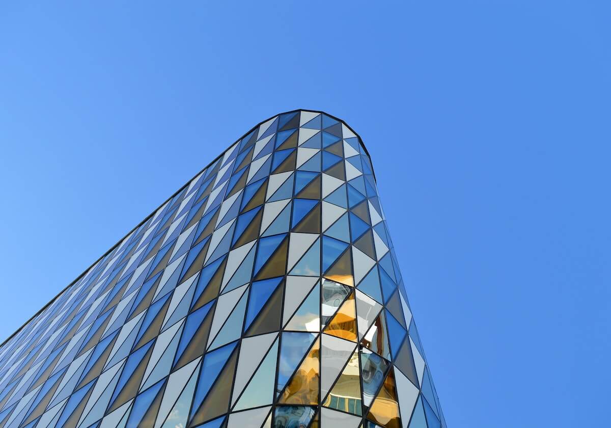 肇庆高要：“村超”勇士捧杯归 乡情照亮凯旋夜